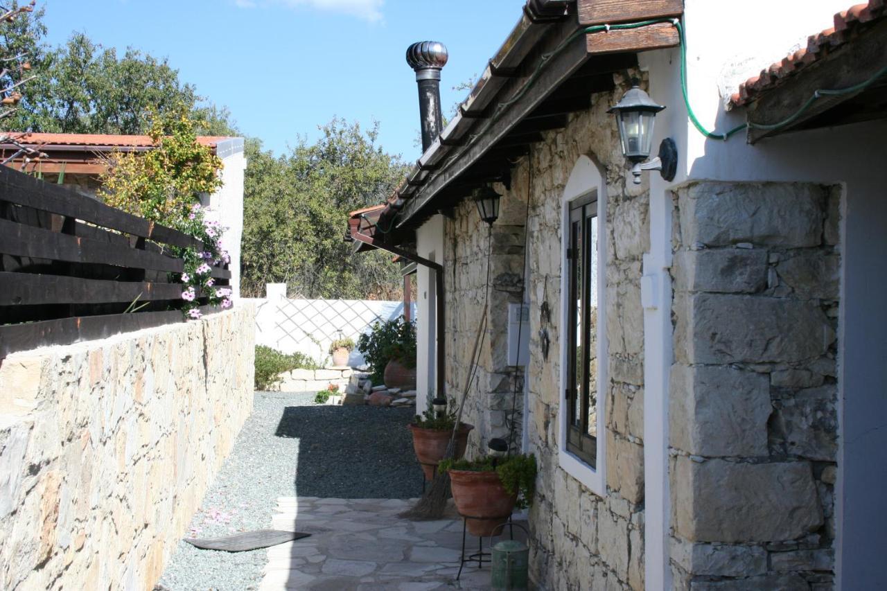 Hotel The Spidaki Lania Exterior foto